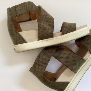 Dr Scholls Sheena wedge-olive